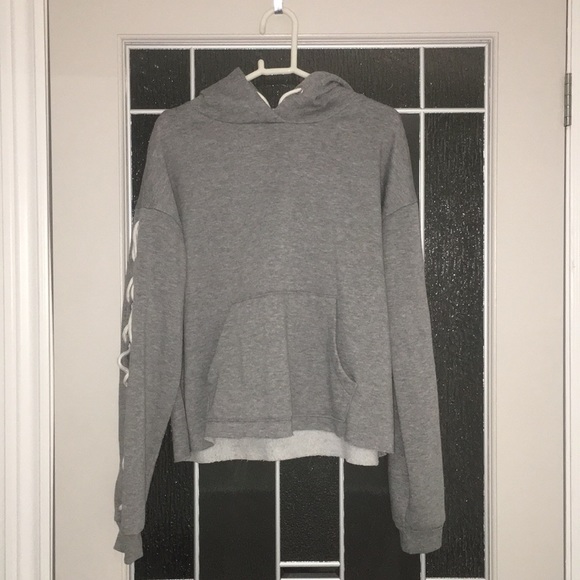 ‼️4 for $25‼️ ❤️ FOREVER 21 Lace up Draw String Hoodie - Picture 3 of 6